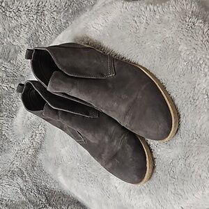 Indigo rd. Grey Booties Size 7.5